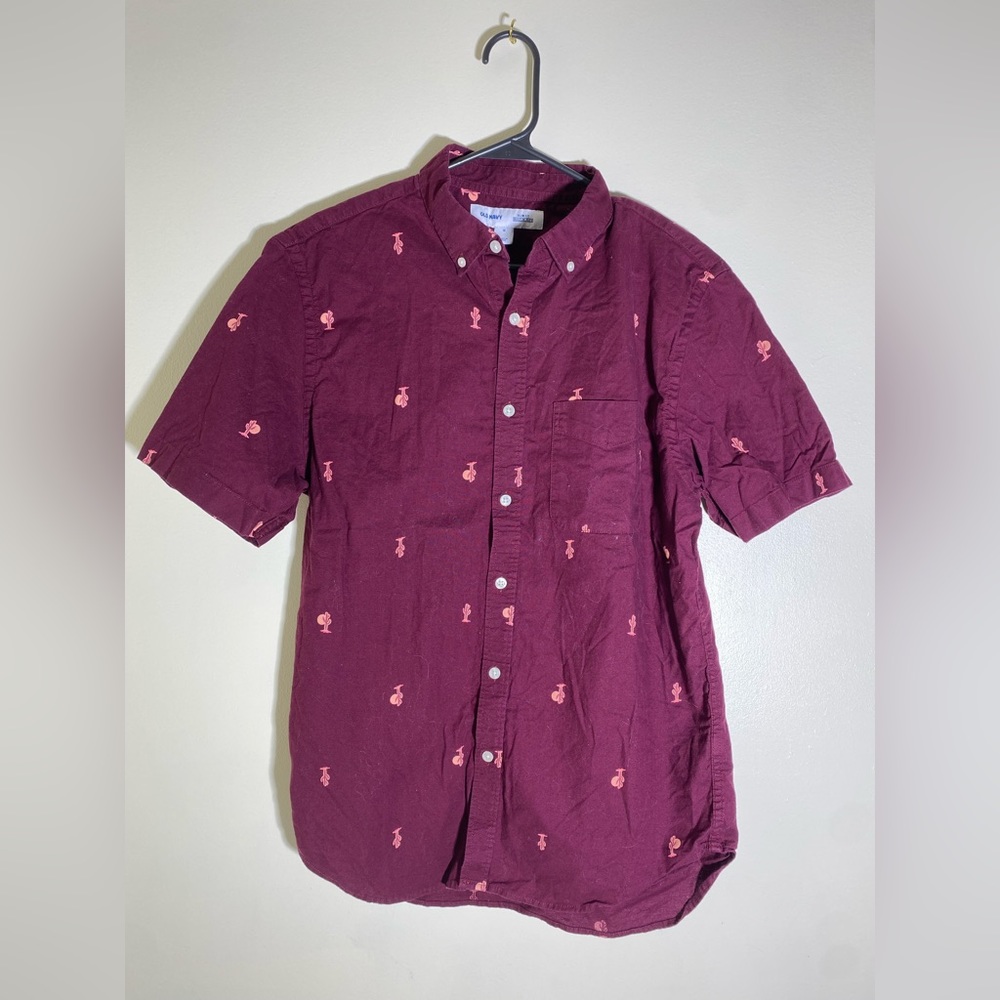 Men’s Old Navy Button-Down Short Sleeve T-Shirt—Medium